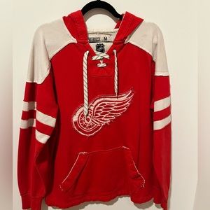 Red Wings Lace String Hoodie
